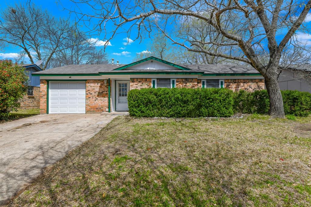 12301 Queen Drive, Balch Springs, TX 75180 - SOLD LISTING | MLS # 14535939